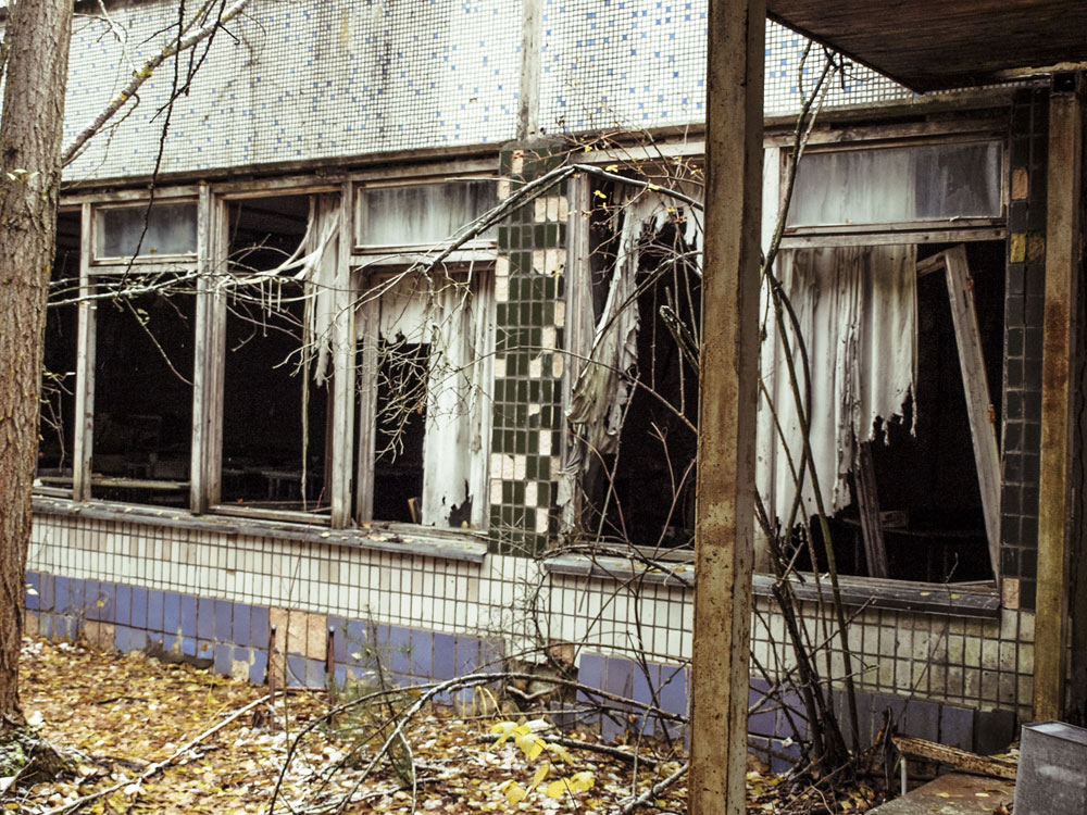 Schule - kaputte Fenster