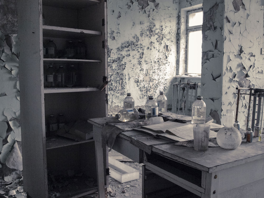 Krankenhaus - Medikamentenschrank